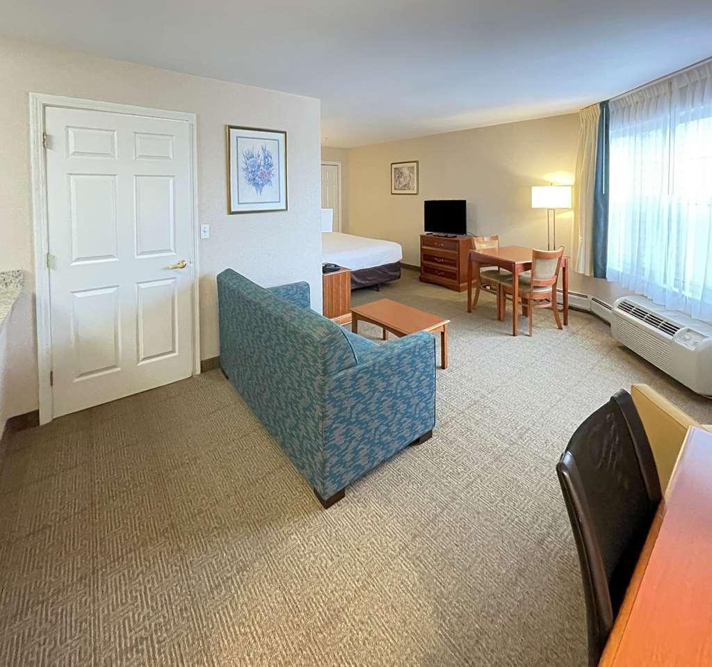 Smart Suites, Ascend Hotel Collection Саут-Бёрлингтон Номер фото