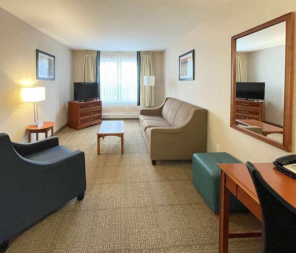 Smart Suites, Ascend Hotel Collection Саут-Бёрлингтон Номер фото